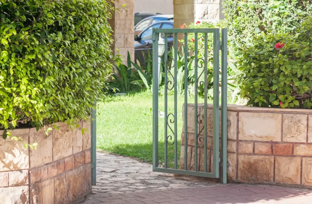 Portillon en acier à Alenya